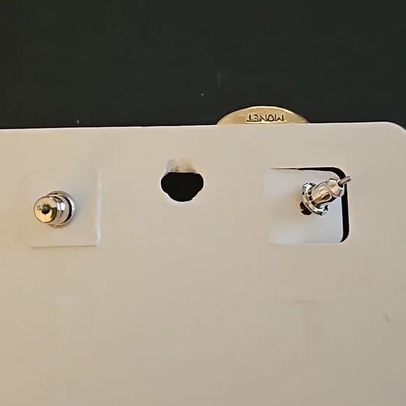 Turquoise and pearl earrings - Picture 2 of 3